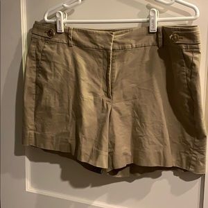 Ann Taylor shorts button detail at waist